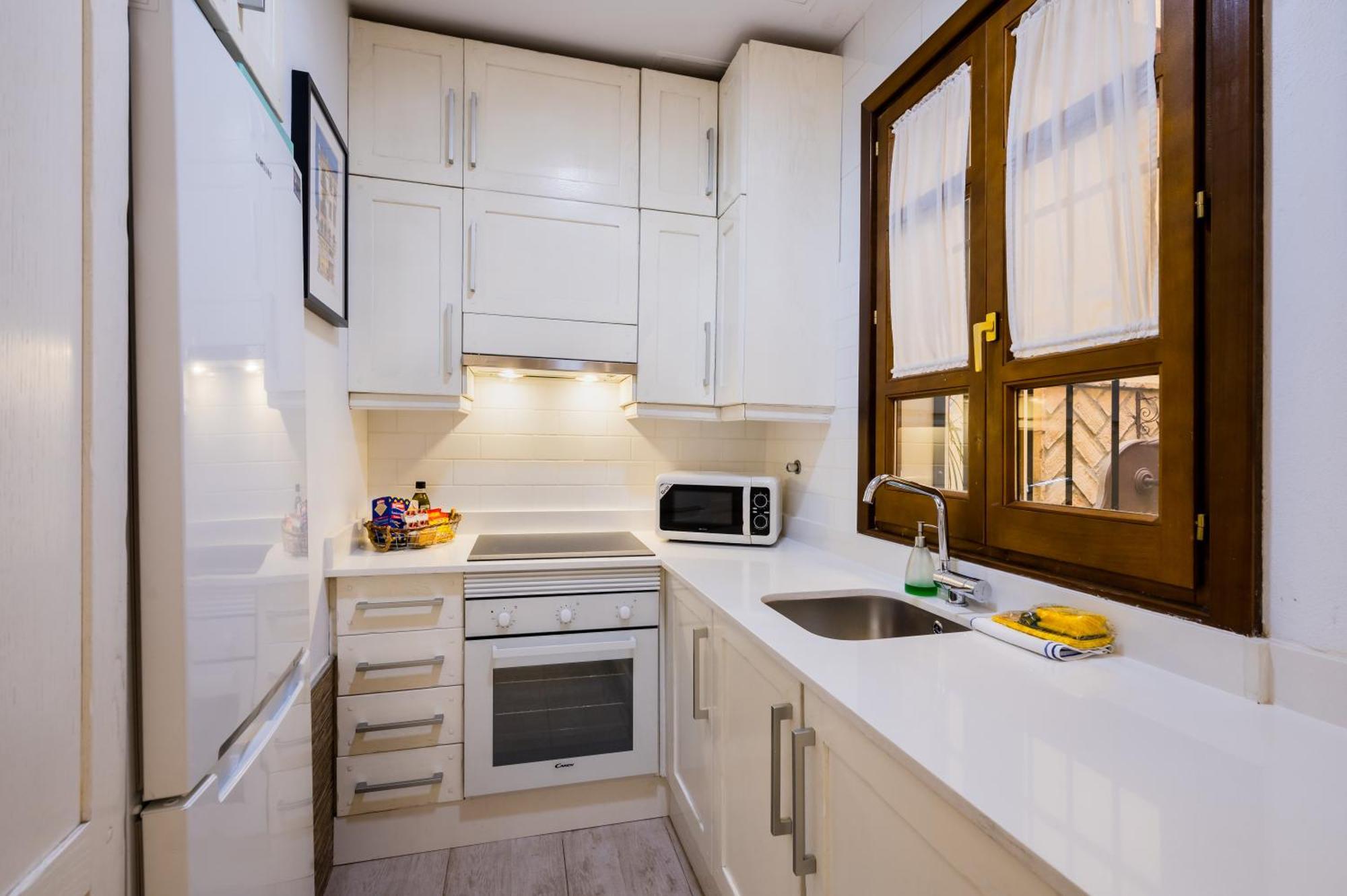 Beautiful And Cozy- 1Bd 1Bth- Arenal Center Apartment Seville Ngoại thất bức ảnh