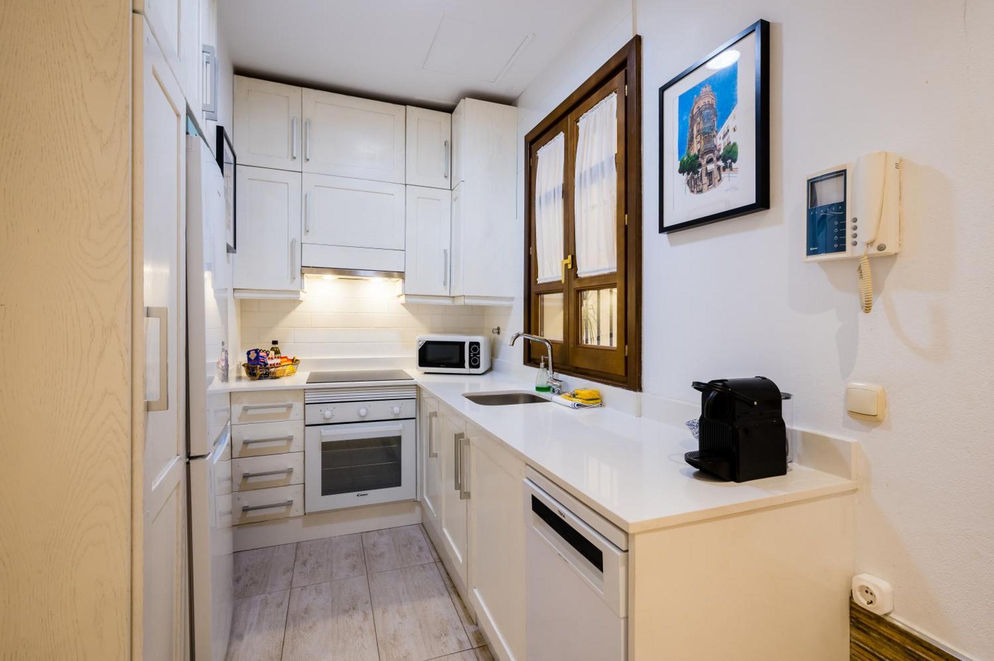 Beautiful And Cozy- 1Bd 1Bth- Arenal Center Apartment Seville Ngoại thất bức ảnh