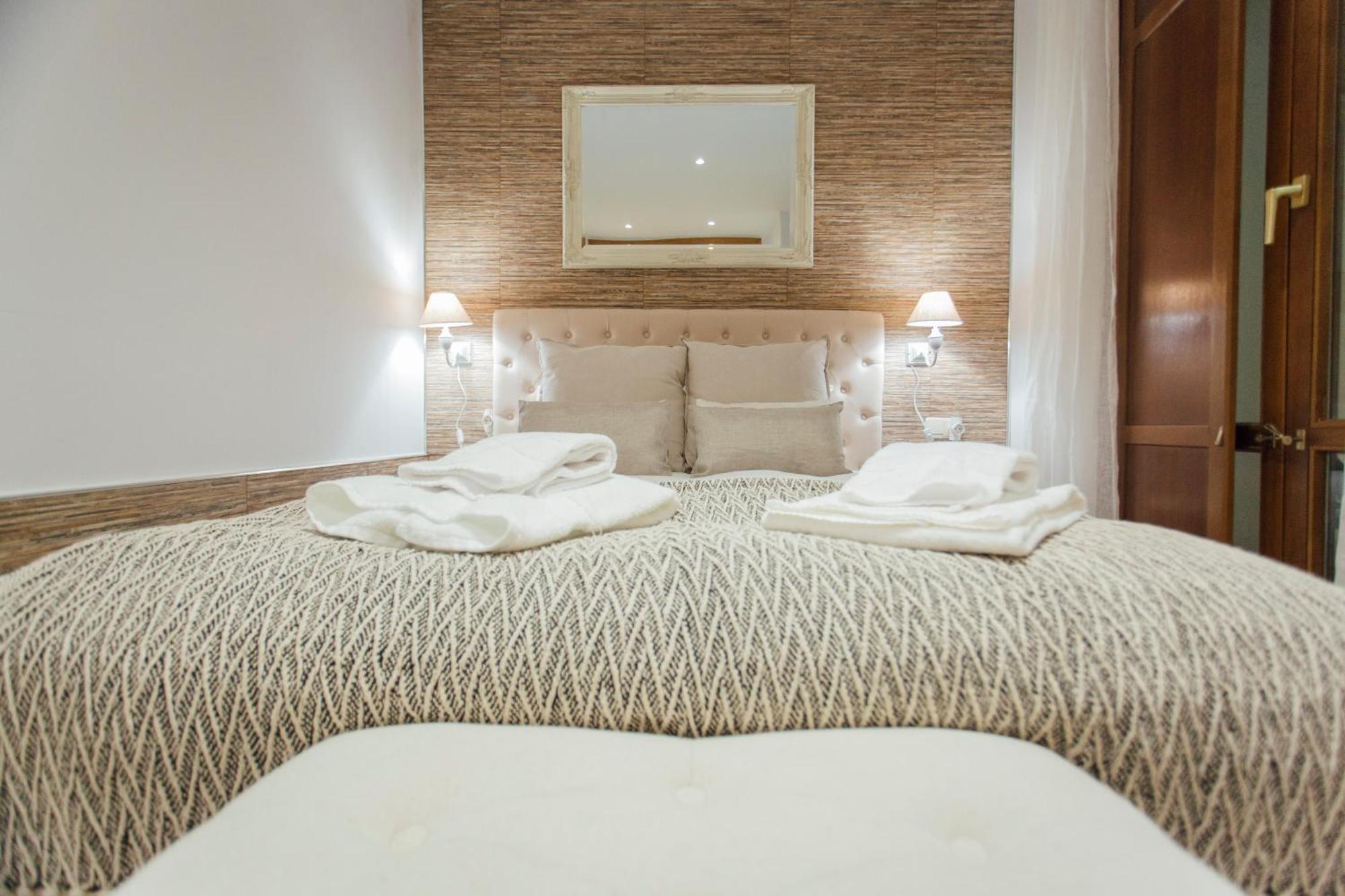 Beautiful And Cozy- 1Bd 1Bth- Arenal Center Apartment Seville Ngoại thất bức ảnh